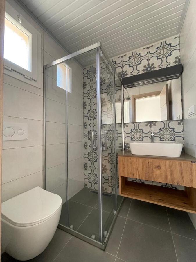Adil Pansiyon Çeşme Exterior foto